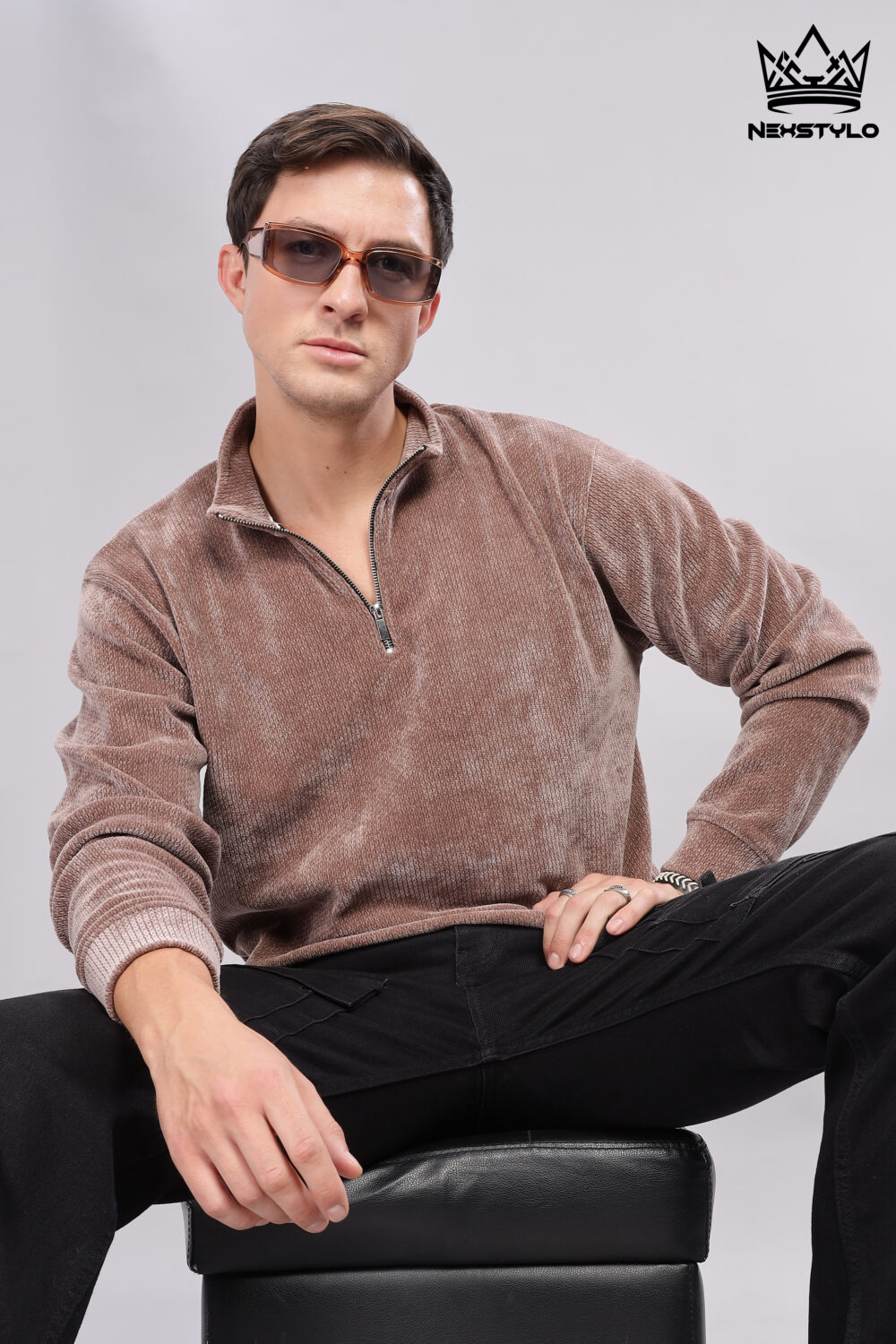 High neck  Brown t-shirt - Image 2