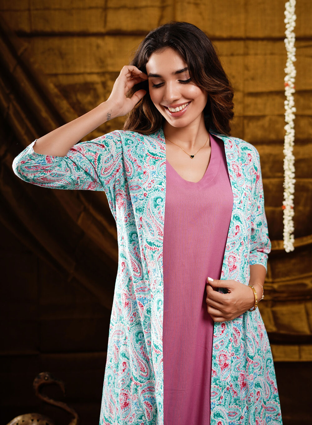 Kurta Set with long printed jacket - Image 5