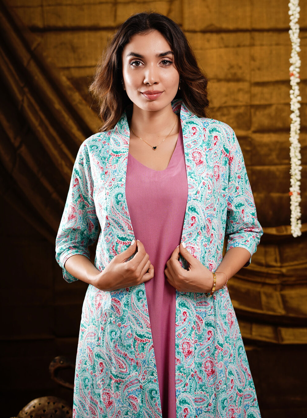 Kurta Set with long printed jacket - Image 6