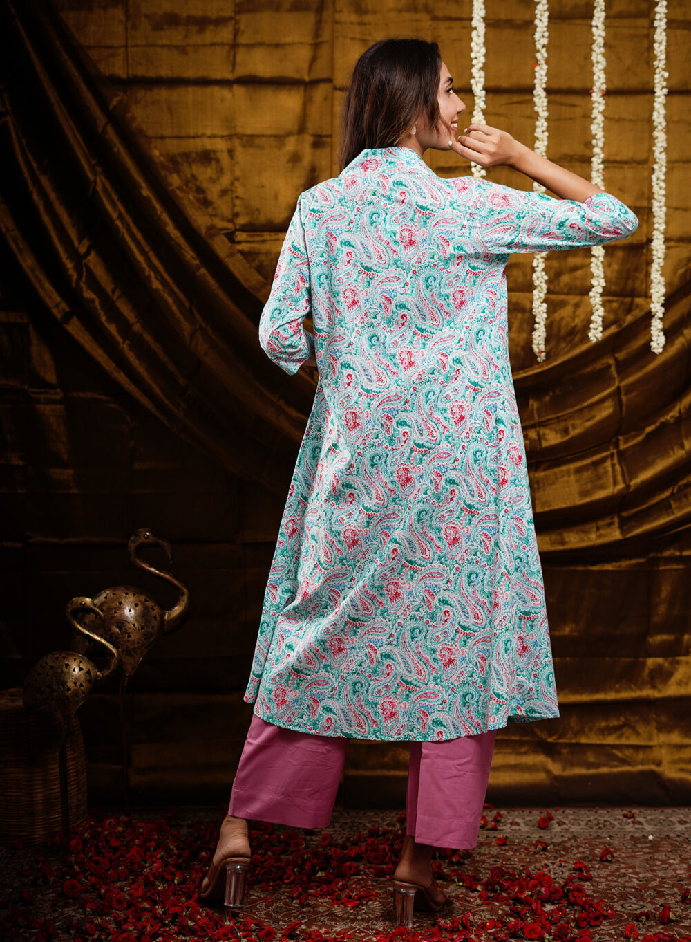 Kurta Set with long printed jacket - Image 4